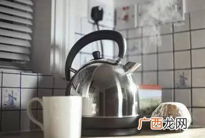 100度开水蒸汽一般多少度,100度开水和100度蒸汽哪个烫？