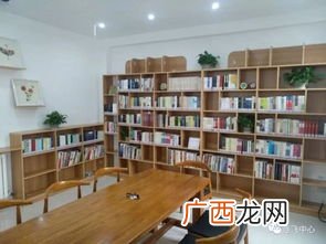 乌鸦为什么像写字台是什么意思,乌鸦为什么像写字台，有人表白，这是什么意思啊？