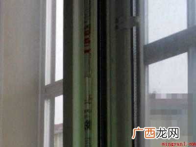 推拉窗缝隙进蚊子怎样处理