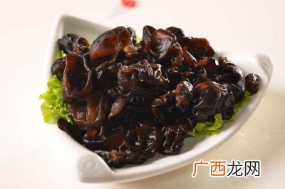 黑木耳要泡多久,木耳泡多长时间不能吃了呢？