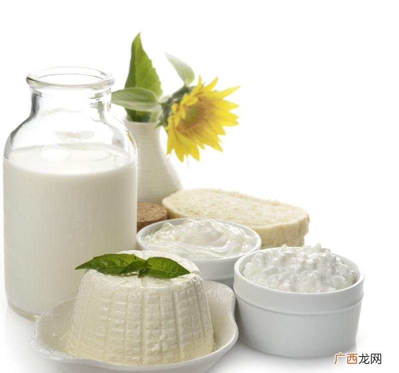 羊奶和牛奶的区别是有哪些,牛奶和羊奶的区别哪个更好？