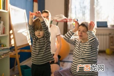 洒脱不羁的意思是什么,比较不羁什么意思？