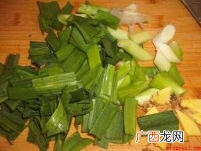 红薯粉皮怎么做好吃共有5步 红薯粉皮怎么做好吃