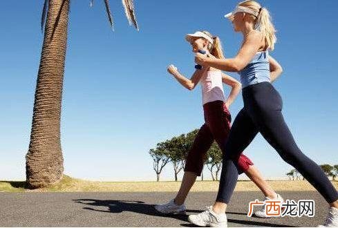 快走怎么走正确方法,时速多少算快走？