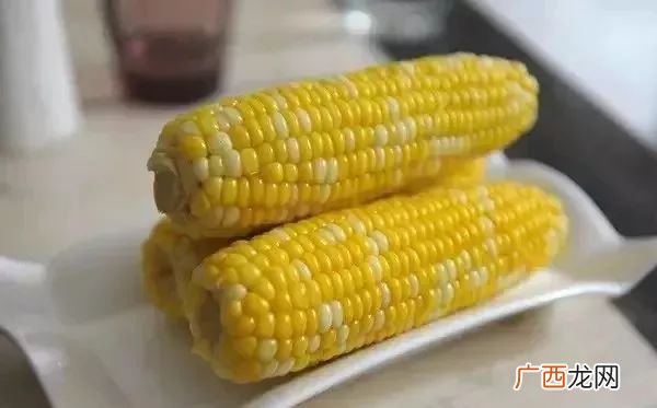 甜玉米含糖量是多少,甜玉米亩产玉米棒多少斤？