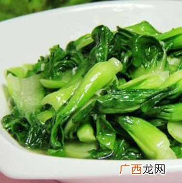 炒蒜蓉要用什么调料炒出来才香,做蒜泥加味极鲜还是加酱油？