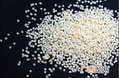聚乳酸是什么材料,聚乳酸属于什么材料，它属于塑料吗？