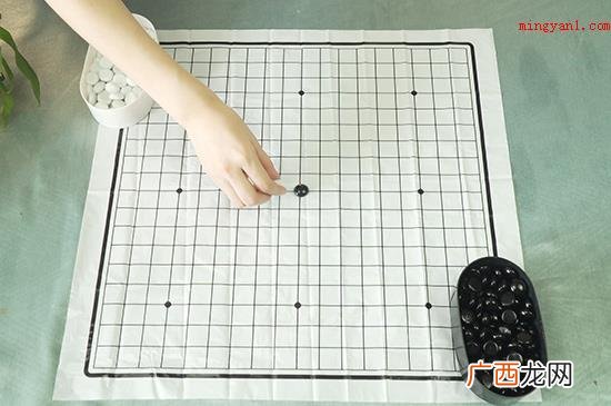 猜先是靠谱围棋逐渐前务必的一个阶段 围棋怎么玩
