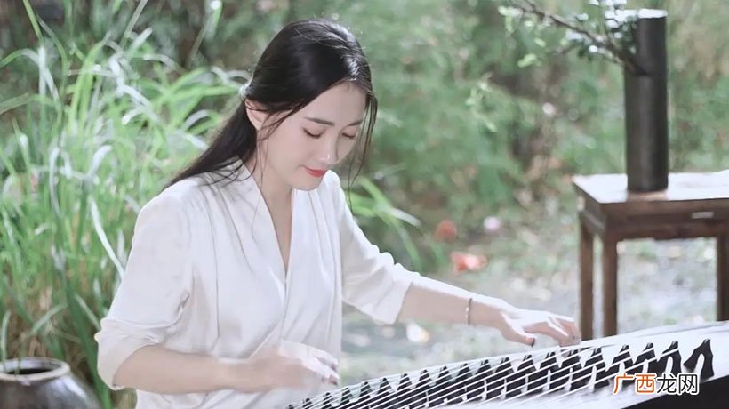 现在女孩为何都不学琵琶 学琵琶和古筝哪个好