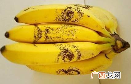 香蕉为什么是弯的,成熟的香蕉为什么大部分是歪的？