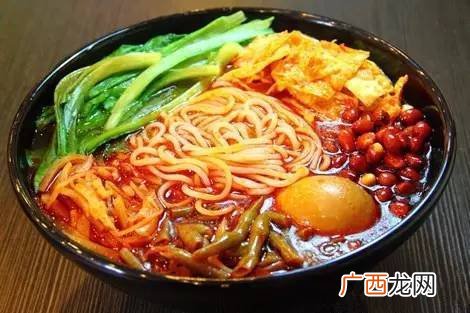 螺蛳粉从哪里发出的臭味 螺蛳粉为什么那么臭