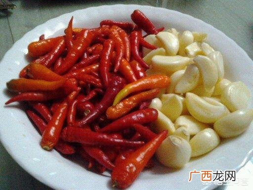 蒜蓉辣椒酱怎么做,蒜蓉辣椒酱怎么做?