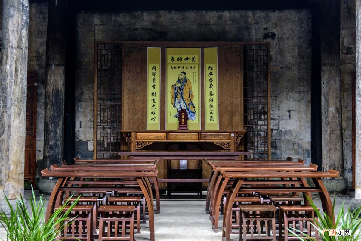 子贡结庐尊师重道故事 尊师重道的故事典故