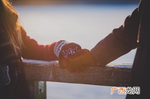 男人在提到旧爱时是什么心理 旧爱在男人心里的位置