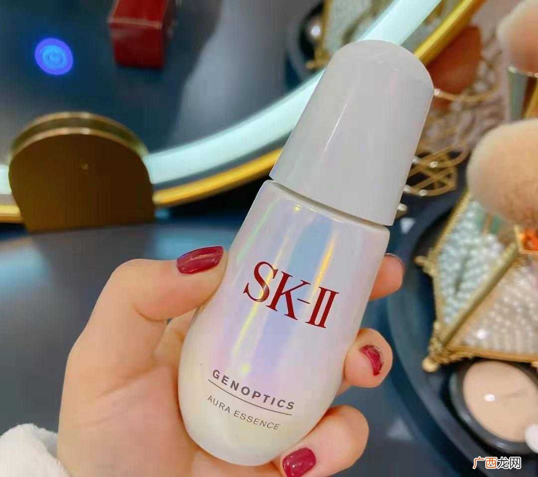 是白天用还是晚上用 sk2小灯泡精华液的正确使用方法