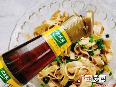 冷榨芝麻油怎么吃