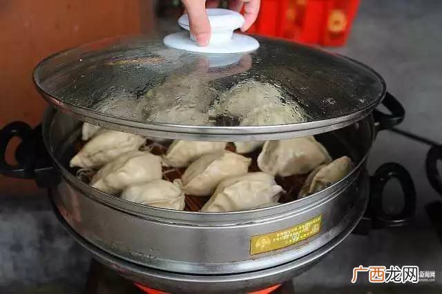 地瓜面包子怎么和面,菠菜馅地瓜面大包子的做法？