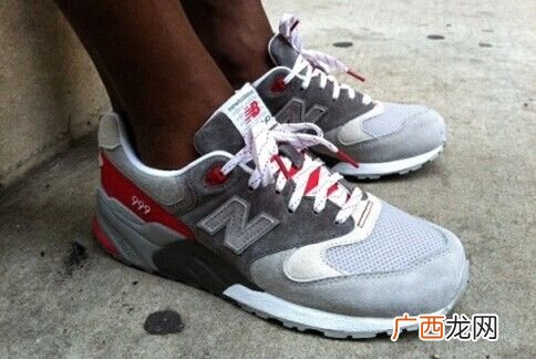 新百伦的历史,newbalance990重不重？
