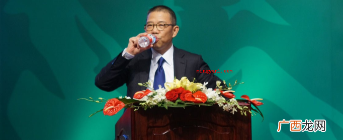 福布斯世界富豪榜:钟睒财富689亿美金,财富来源于为农夫山泉 中国首富是谁第一？