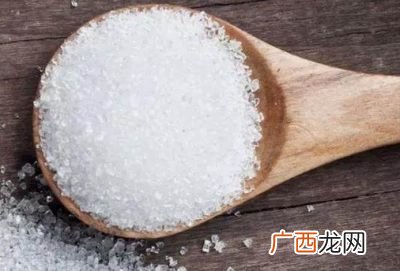 做菜糖放多了怎么办,菜太甜了，放什么调料会让它不那么甜？