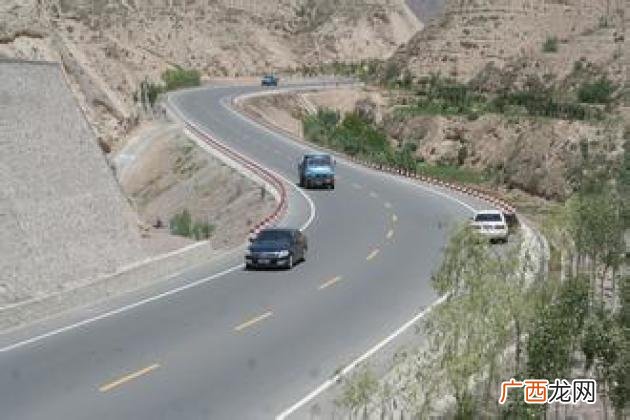 一级公路和二级公路的区别,哪些公路属于1级公路?哪些属于2级公路?