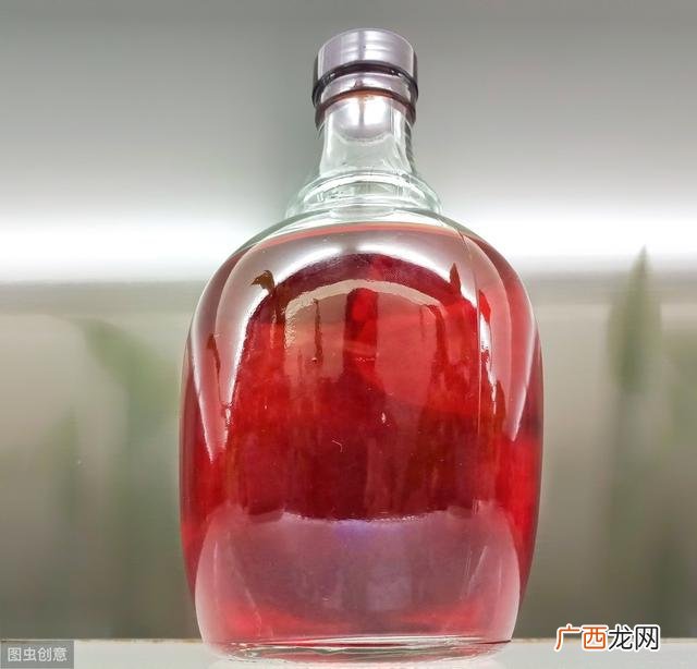 泡杨梅酒用多少度的酒,杨梅酒怎么度数高？
