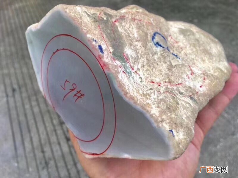 木那场口翡翠原石的特点 木那场口的翡翠什么特征