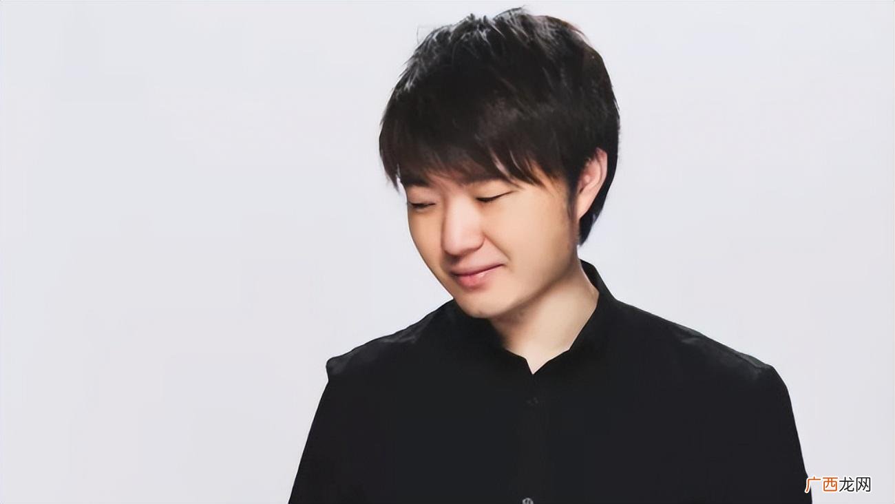 最爱上镜的导演吴彤究竟有何魅力 王牌对王牌吴彤是谁