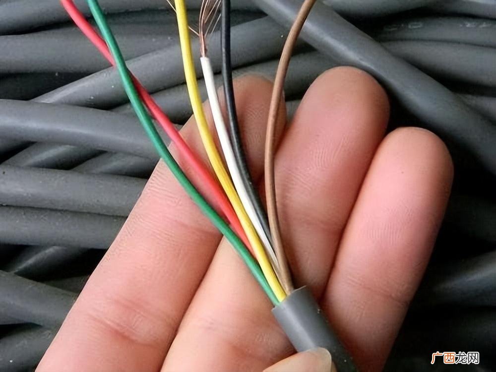 地线火线零线怎么区分 n和l哪个代表火线