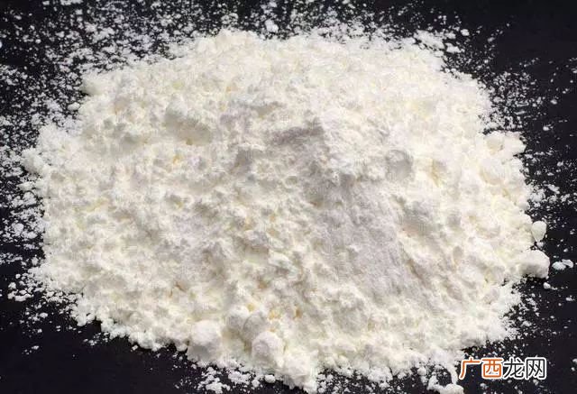 淀粉是什么做的,淀粉是由什么农作物磨成的粉？