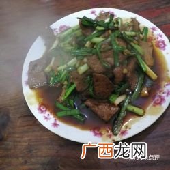 大蒜炒猪肝怎么炒好吃窍门,猪肝清炒的做法？