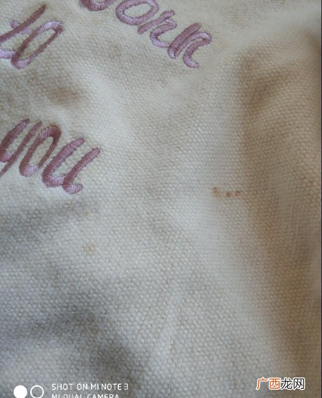 衣服除铁锈最简单的方法 牙膏去衣服铁锈的方法