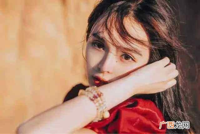 男人放不下女人的表现 男人心里放不下的女人有什么特点
