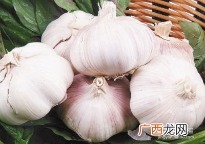 怎么快速剥大蒜,摘小蒜的正确方法？