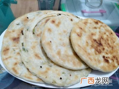 油饼的家庭制作方法,清姨食栈，油饼的制作方法？