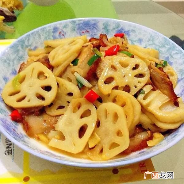 怎么炒莲藕,莲藕片儿怎么炒最好吃啊？