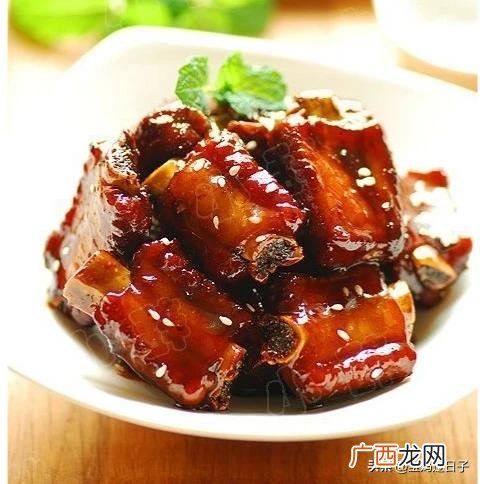 中秋节吃什么,中秋节一般吃什么食品？
