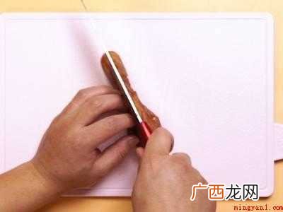 干锅鸭头怎么吃