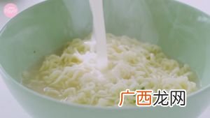 蛋白霜怎么处理才能吃,失败的蛋白霜可以用来怎么吃?