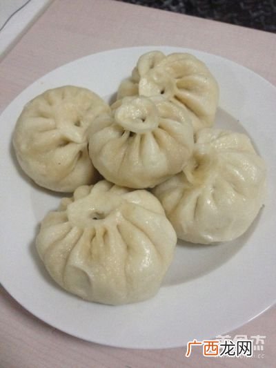 茄子馅包子怎么做好吃,茄子馅的蒸包做法？