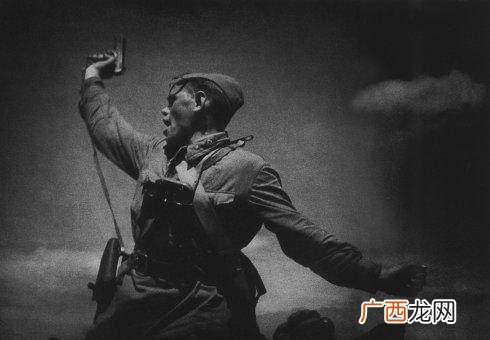乌克兰虽大,但我们已经无路可退——大家背后便是莫斯科! 我们的身后是莫斯科，我们已经无路可退是什么意思