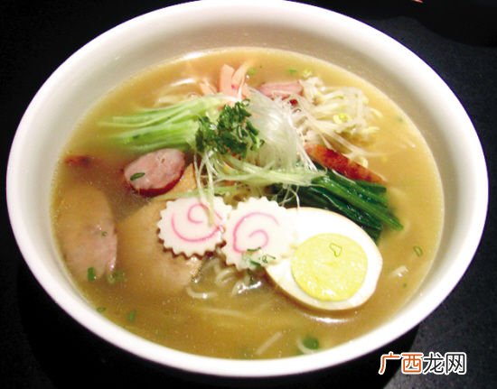拉面的制作全过程,手拉面制作全过程?