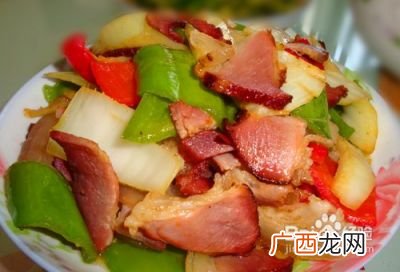 腊肉和白菜怎么炒好吃,腊肉炖小白菜家常做法？