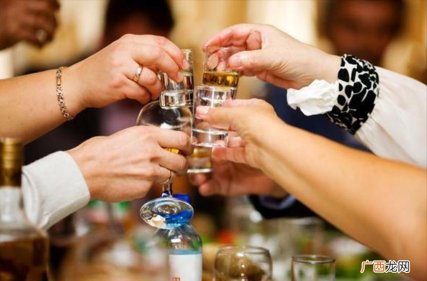 菜过五味酒过三巡有什么典故 古代酒过三巡是什么意思