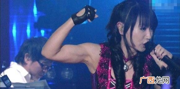水树 奈々 日本声优演员兼女歌手奈奈(Mizuki Nan 打死牛是什么意思