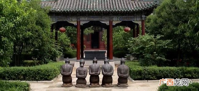 岳飞朱仙镇一战在什么时候,岳飞小时候是哪个时代？