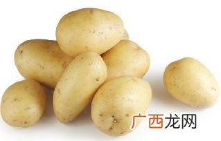 土豆煮了为什么黑了,土豆焯水后为什么会变黑？