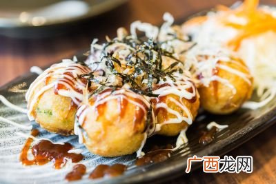 章鱼小丸子怎么做好吃,章鱼小丸子制作配方方法？