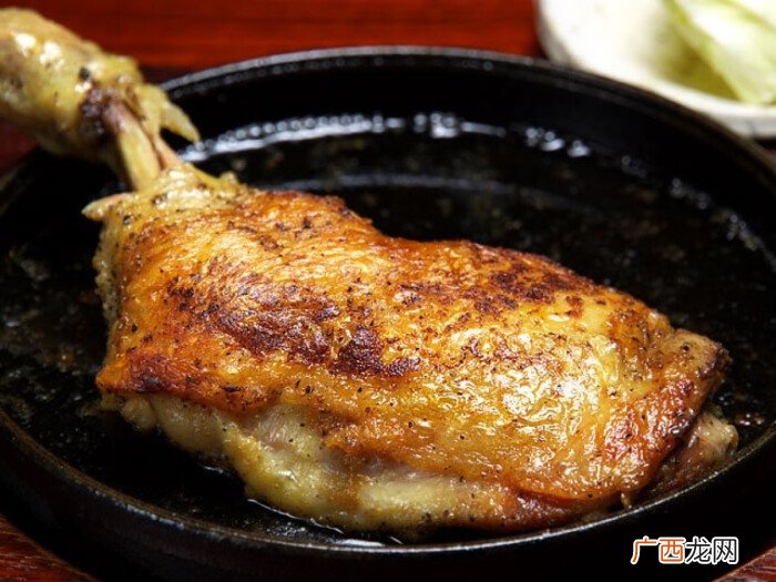 鸡腿和鸭腿哪个发胖,手抓饼和方便面哪个容易胖？