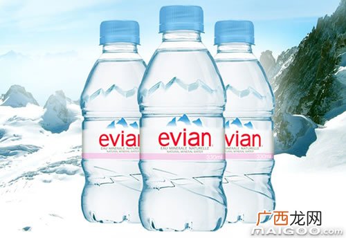 饮用水和纯净水区别,市场上有各种饮用水：如纯净水、矿泉水、蒸馏水、矿物质水、天然水等等，请问它们之间的具体区别是什么？
